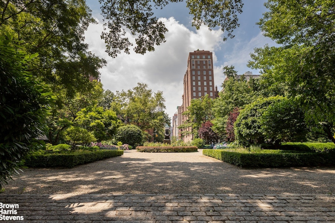 48 Gramercy Park North 1B Gramercy Park New York NY 10010