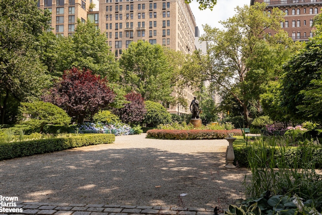 48 Gramercy Park North 1B Gramercy Park New York NY 10010