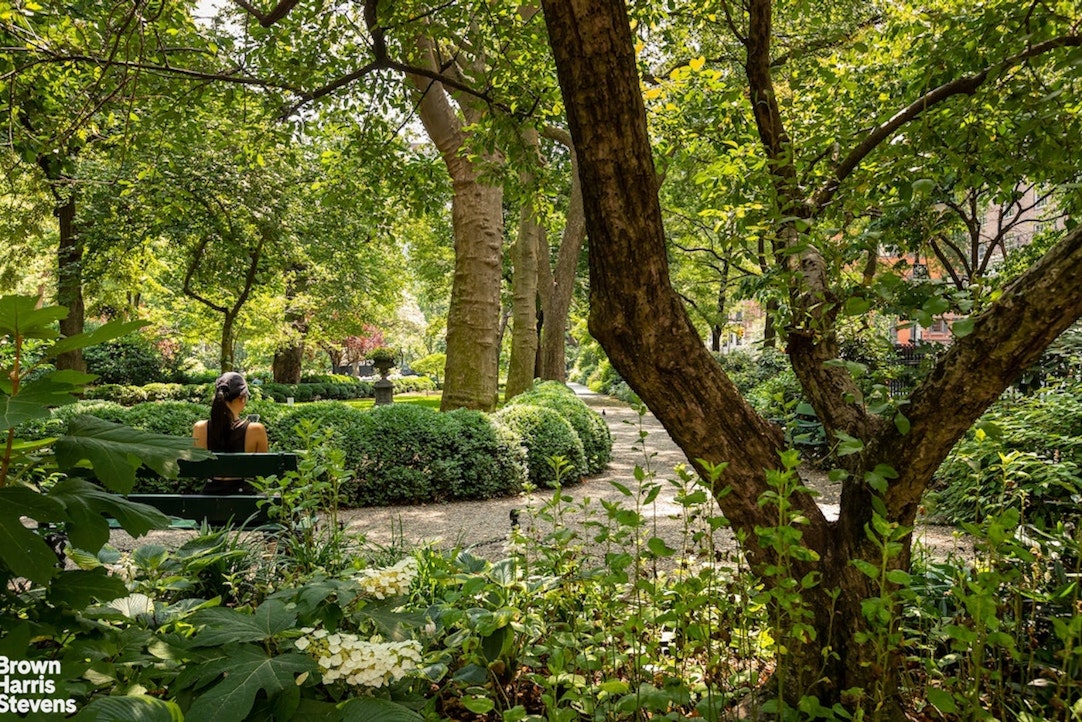 48 Gramercy Park North 1B Gramercy Park New York NY 10010