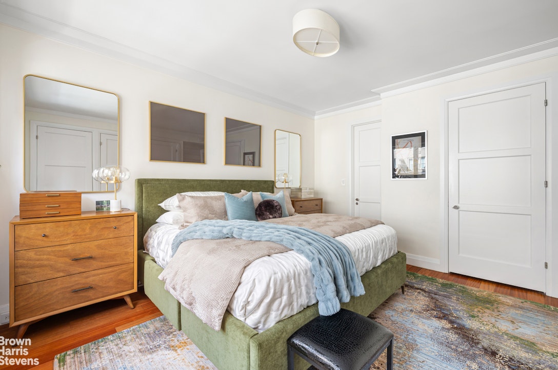 58 West 58th Street 7C Midtown West New York NY 10019