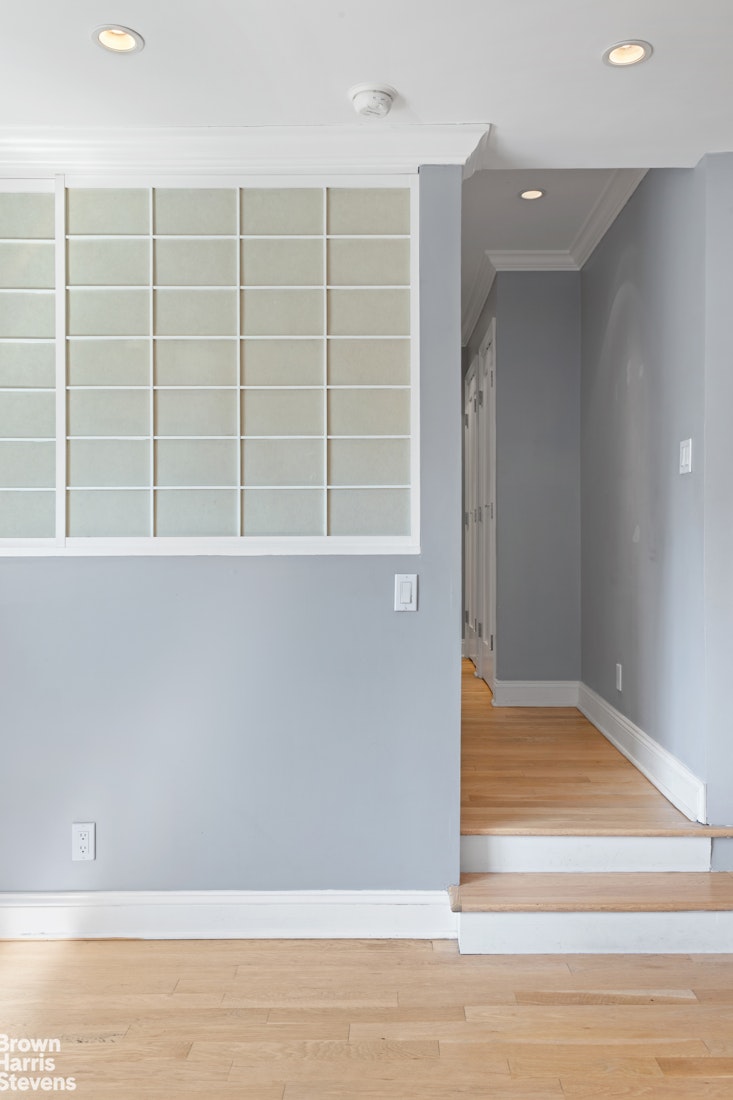 85 Eighth Avenue 5W Chelsea New York NY 10011