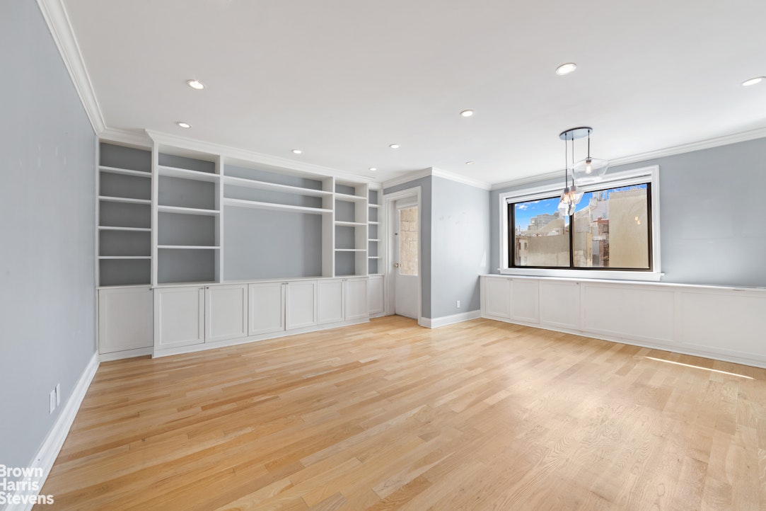 85 Eighth Avenue 5W Chelsea New York NY 10011