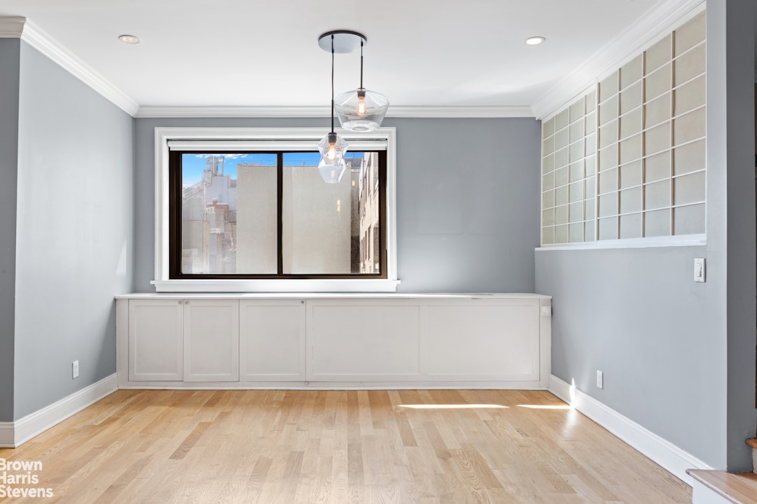 85 Eighth Avenue 5W Chelsea New York NY 10011