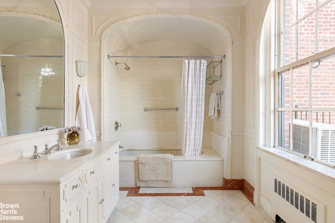 730 Park Avenue 15/16A Upper East Side New York NY 10021