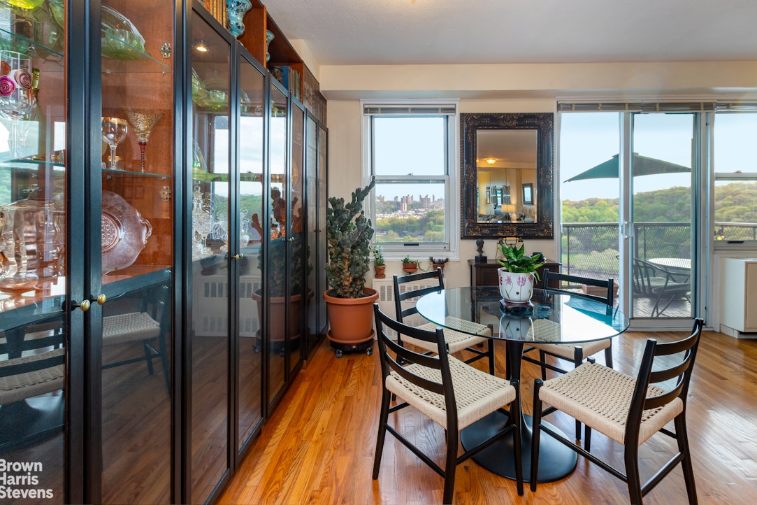 2400 Johnson Avenue 12F Riverdale Bronx NY 10463