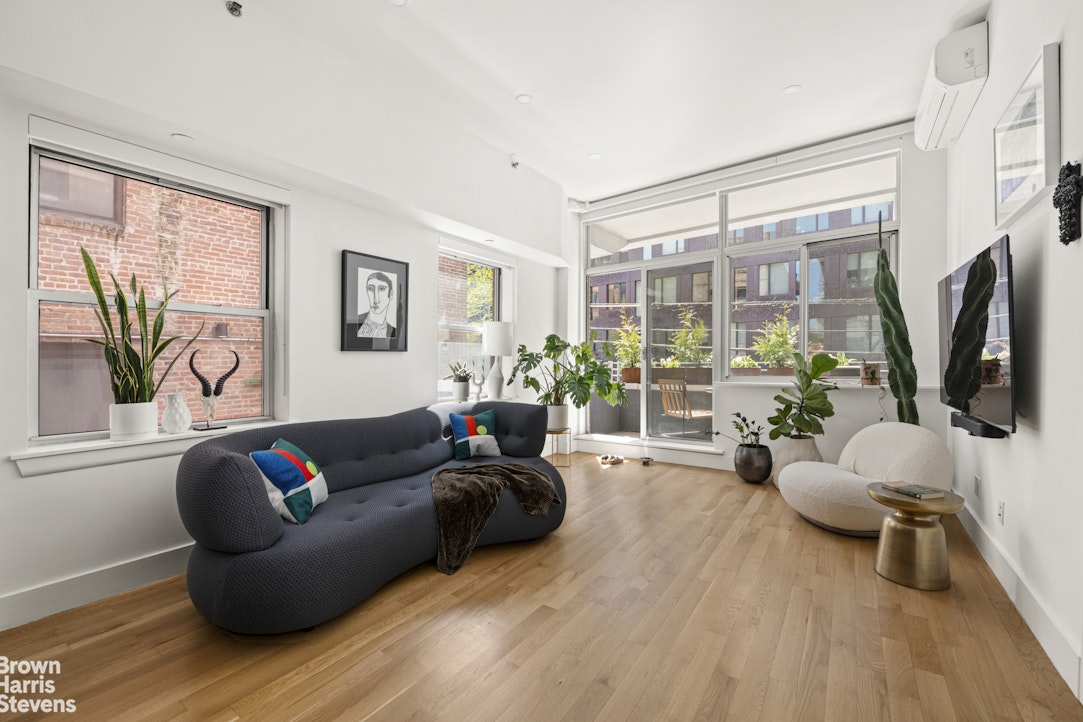 29 South 3rd Street 2B Williamsburg Brooklyn NY 11249
