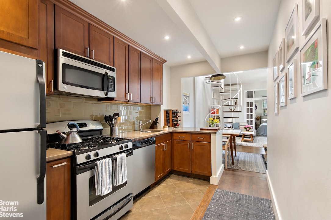 434 West 20th Street 9 Chelsea New York NY 10011