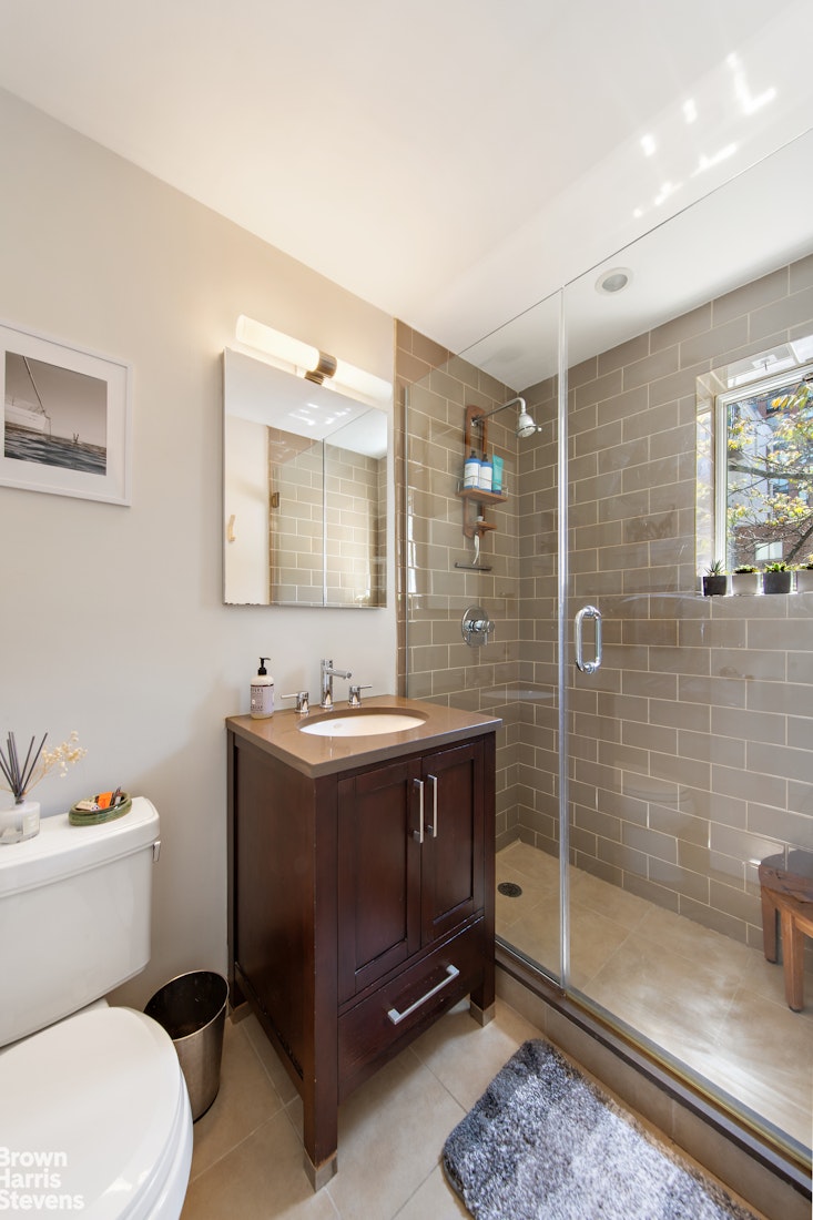 434 West 20th Street 9 Chelsea New York NY 10011