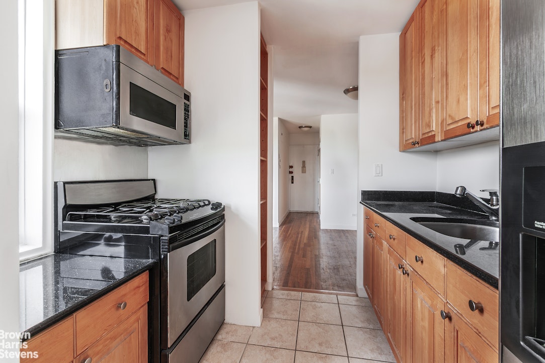 525 West 236th Street 6A Spuyten Duyvil Bronx NY 10463