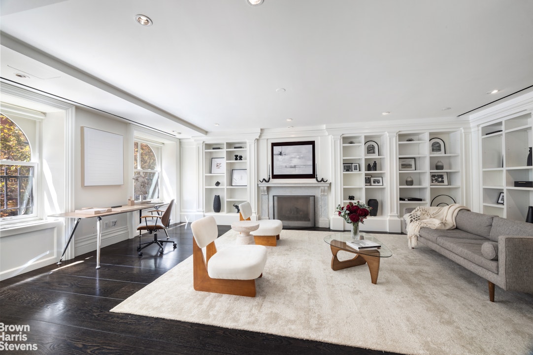 47 West 9th Street Greenwich Village New York NY 10011