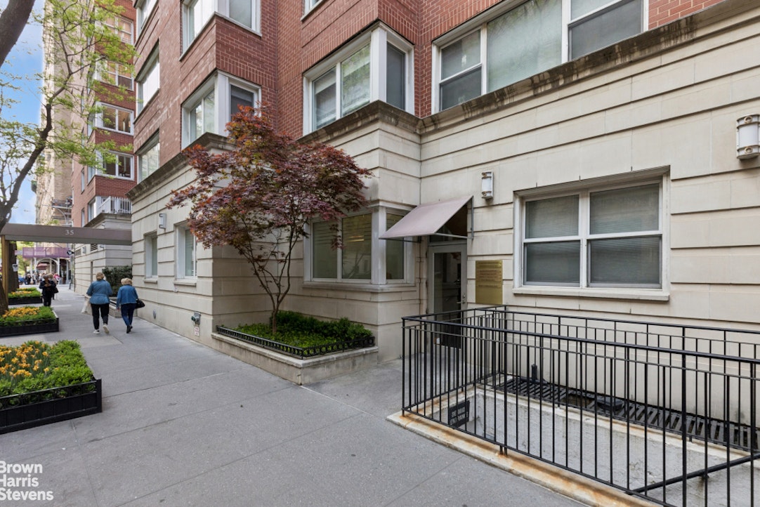 35 East 85th Street OF3S Upper East Side New York NY 10028
