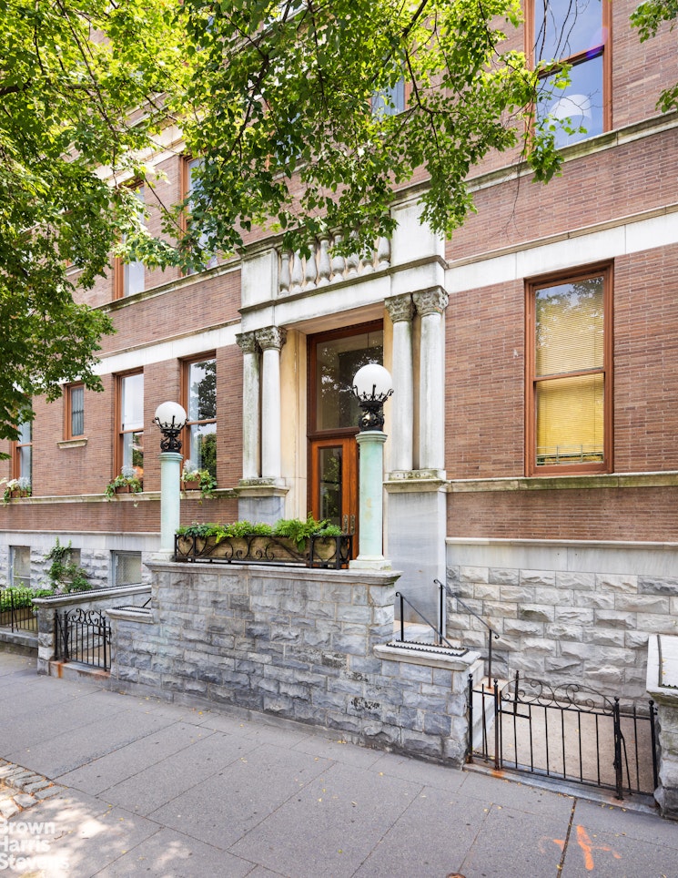 126 Greene Avenue 4W Clinton Hill Brooklyn NY 11238