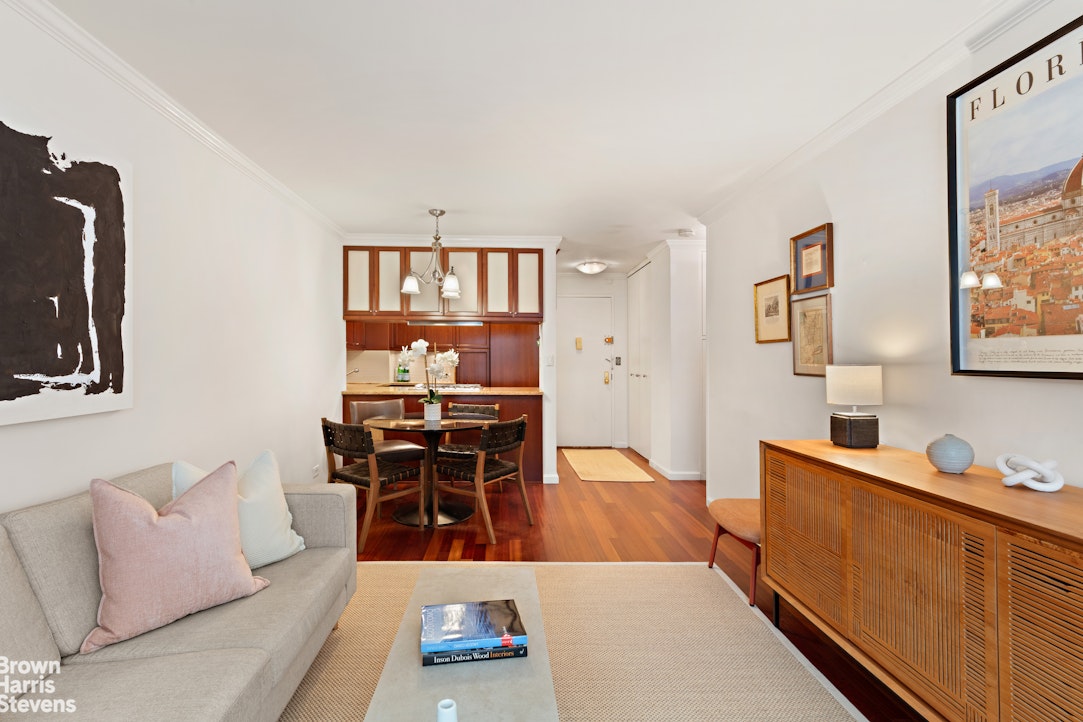 301 East 22nd Street 7S Gramercy Park New York NY 10010