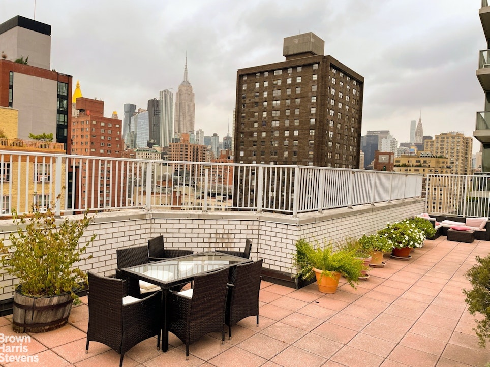 301 East 22nd Street 7S Gramercy Park New York NY 10010