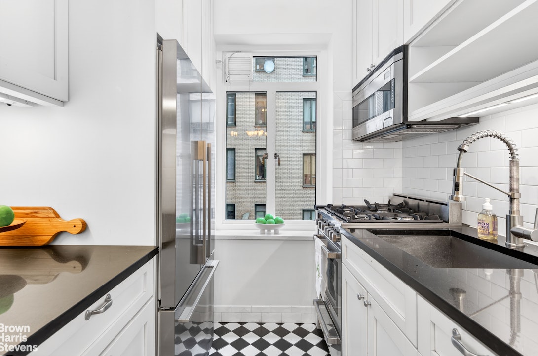 20 East 35th Street 3N Murray Hill New York NY 10016