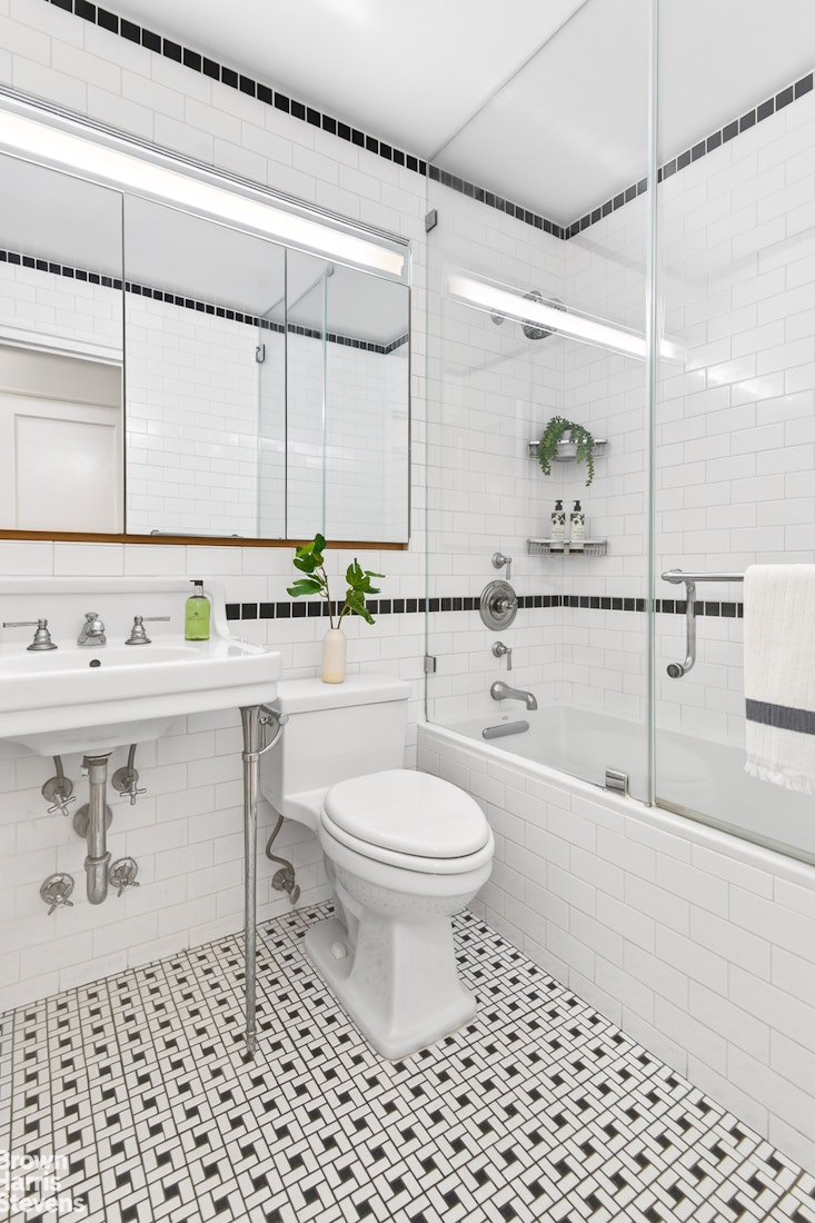 20 East 35th Street 3N Murray Hill New York NY 10016