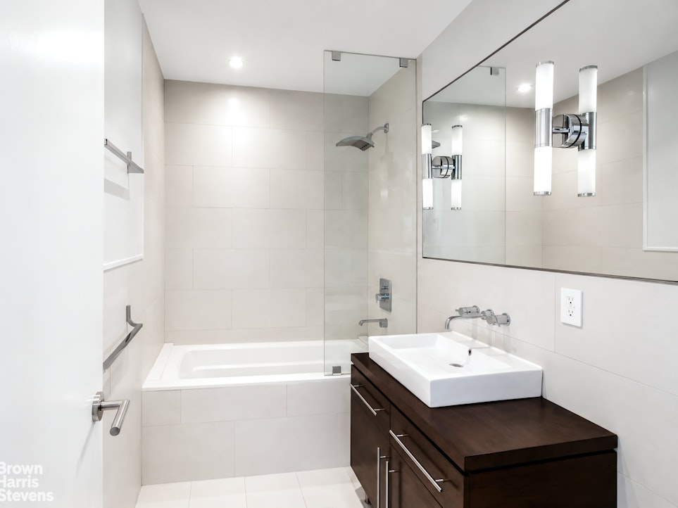 185 13th Street 4B Gowanus Brooklyn NY 11215