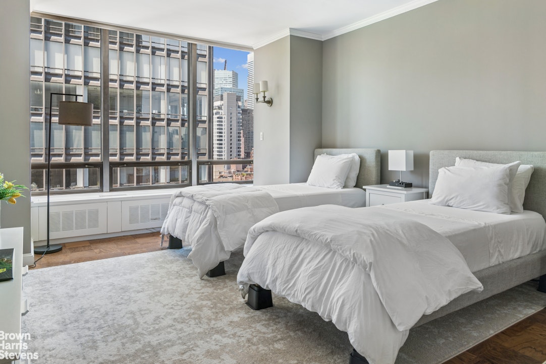 870 United Nations Plaza 20B Beekman Place New York NY 10017