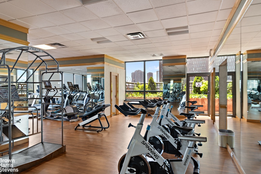 415 East 37th Street Murray Hill New York NY 10016