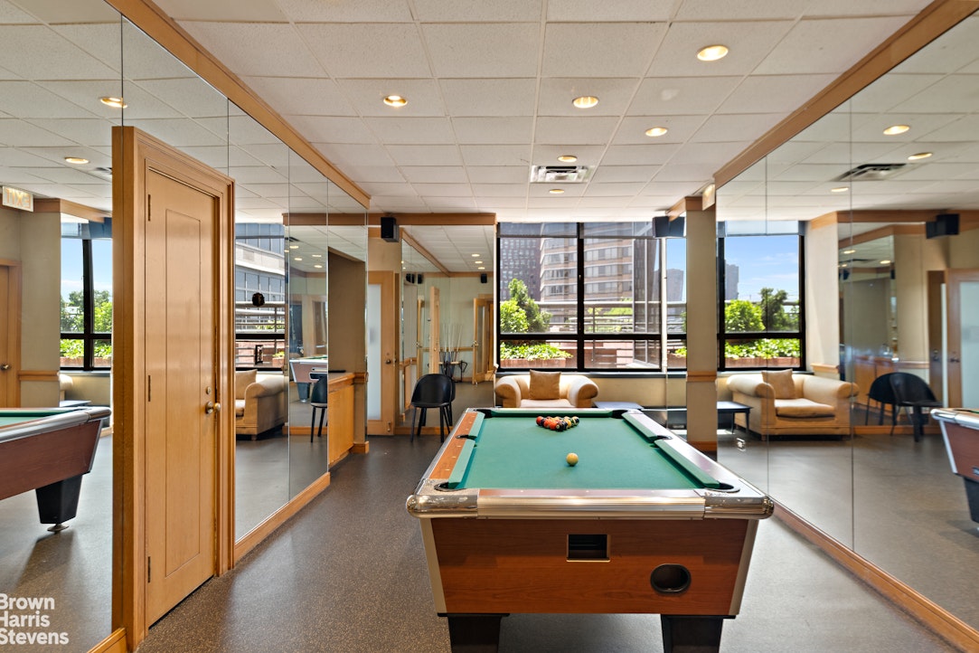 415 East 37th Street Murray Hill New York NY 10016