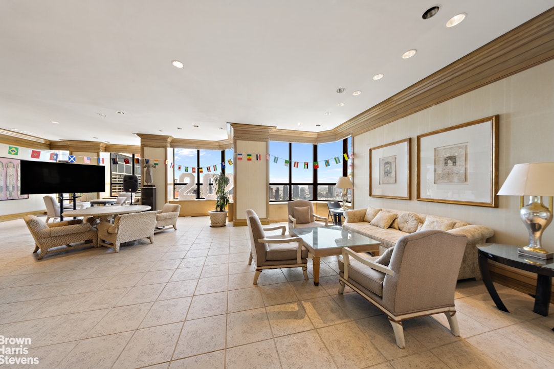 415 East 37th Street Murray Hill New York NY 10016