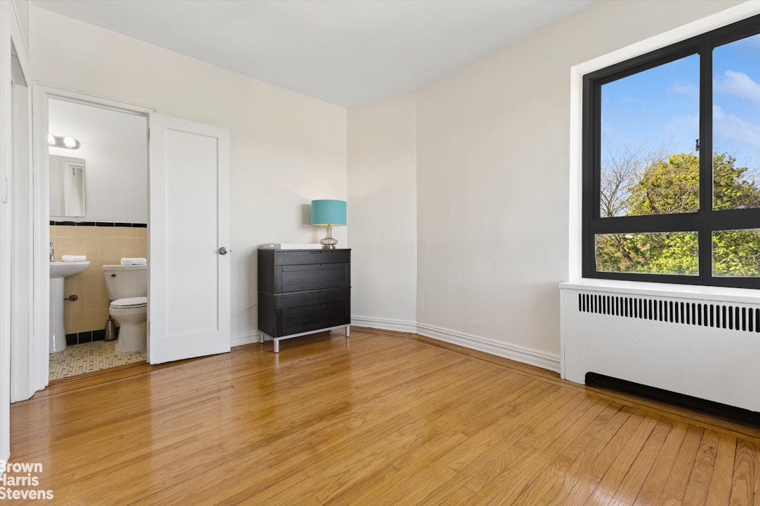 4445 Post Road 7D Fieldston Bronx NY 10471