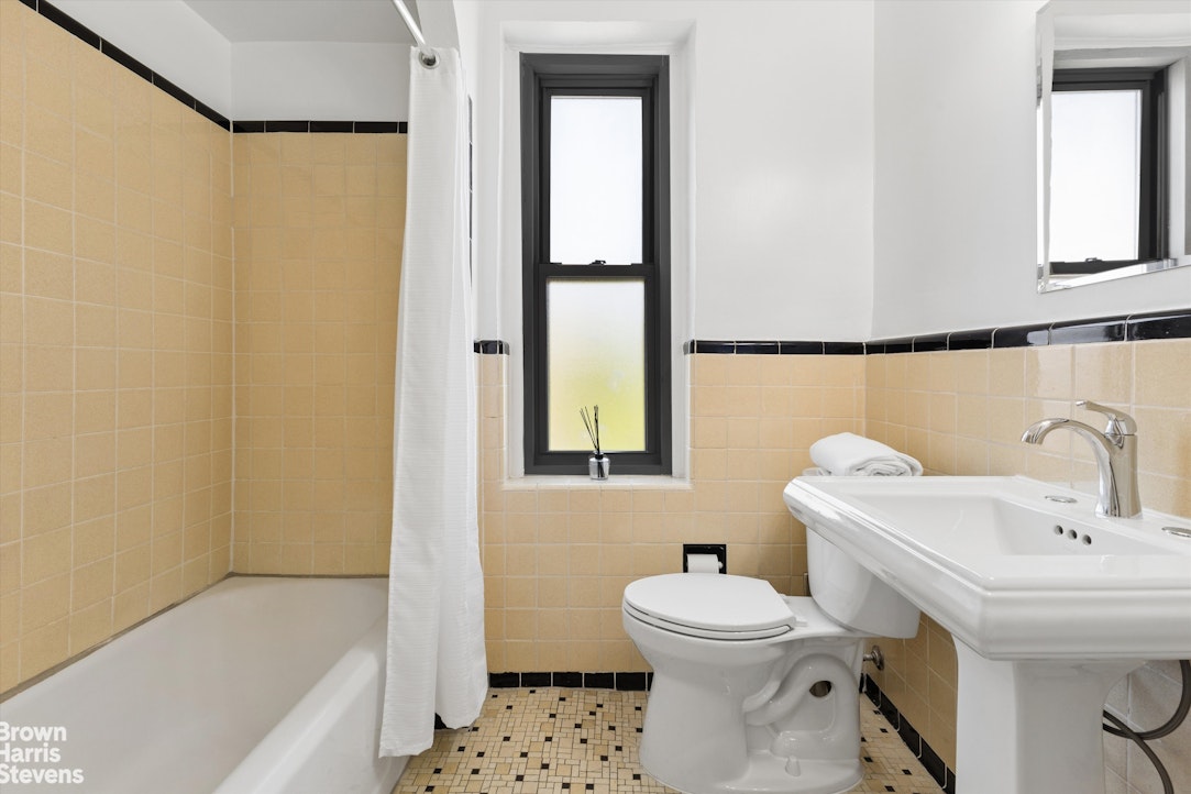 4445 Post Road 7D Fieldston Bronx NY 10471