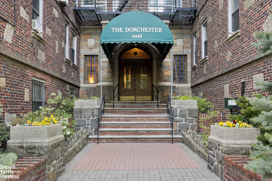 4445 Post Road 7D Fieldston Bronx NY 10471