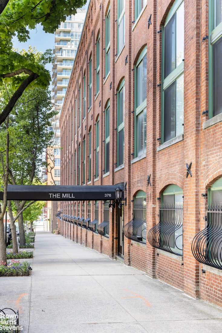 376 President Street 3D Gowanus Brooklyn NY 11231