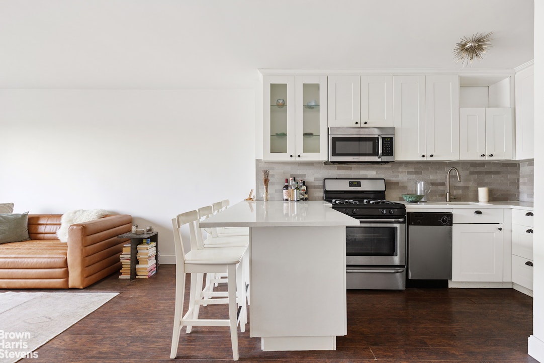 185 Hall Street Clinton Hill Brooklyn NY 11205