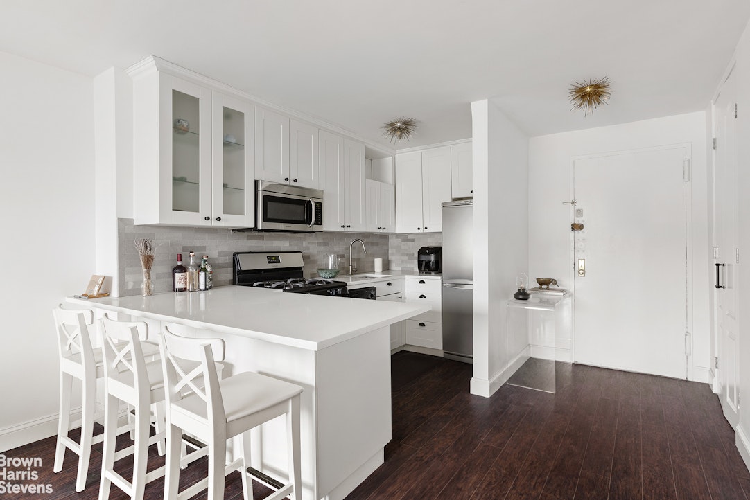 185 Hall Street Clinton Hill Brooklyn NY 11205