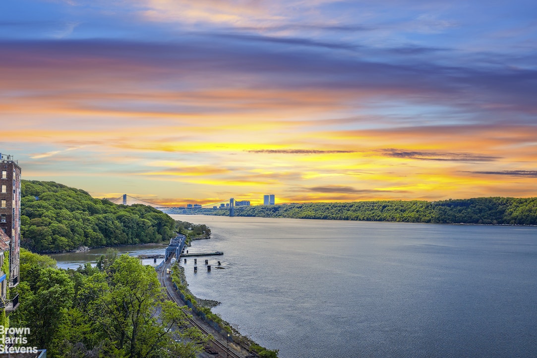2521 Palisade Avenue 11B Spuyten Duyvil Bronx NY 10463
