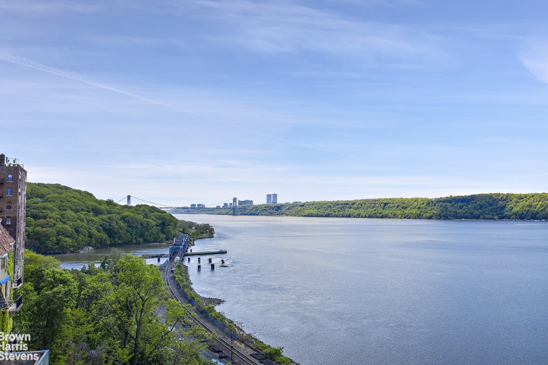2521 Palisade Avenue 11B Spuyten Duyvil Bronx NY 10463