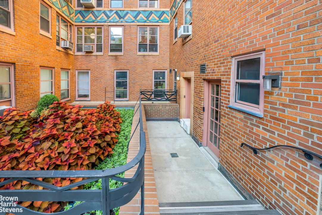 235 East 22nd Street 1EF Gramercy Park New York NY 10010