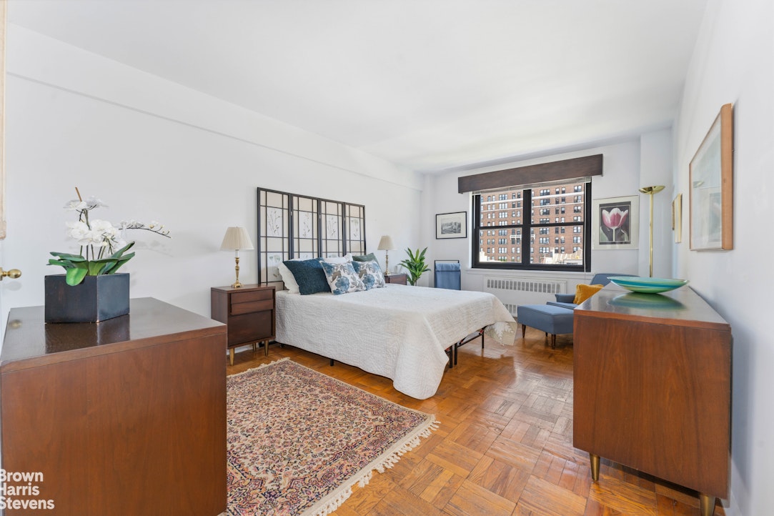 11 Riverside Drive 9CW Upper West Side New York NY 10023