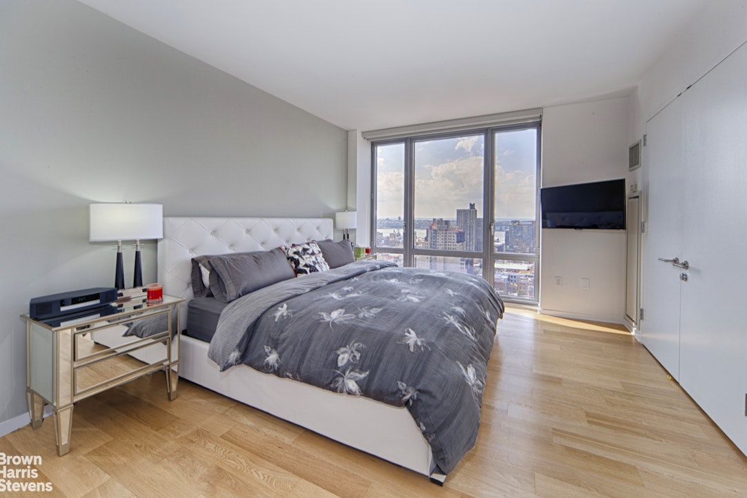 310 West 52nd Street Clinton New York NY 10019