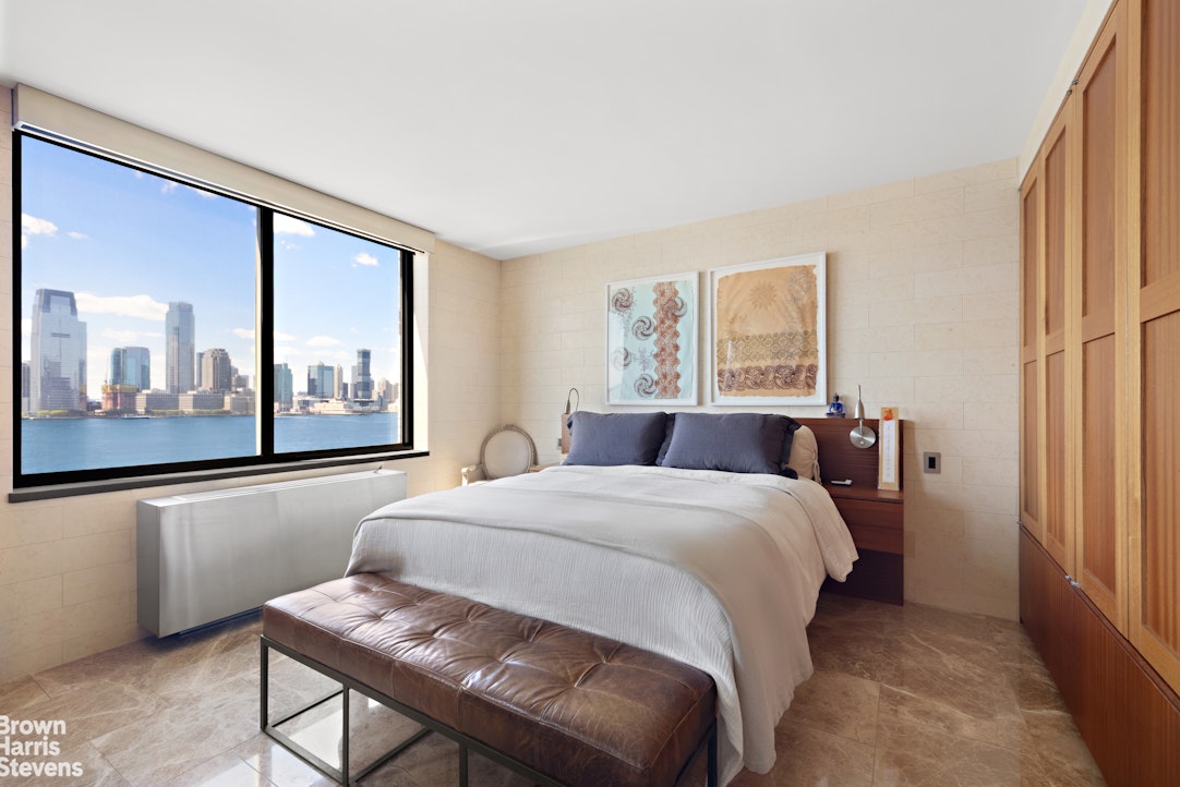 21 South End Avenue PH1E Battery Park City New York NY 10280