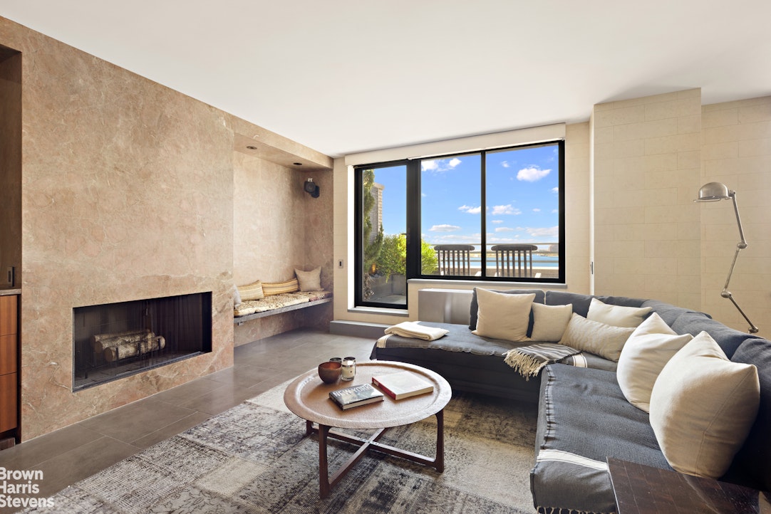 21 South End Avenue PH1E Battery Park City New York NY 10280