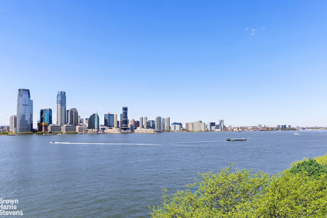 21 South End Avenue PH1E Battery Park City New York NY 10280
