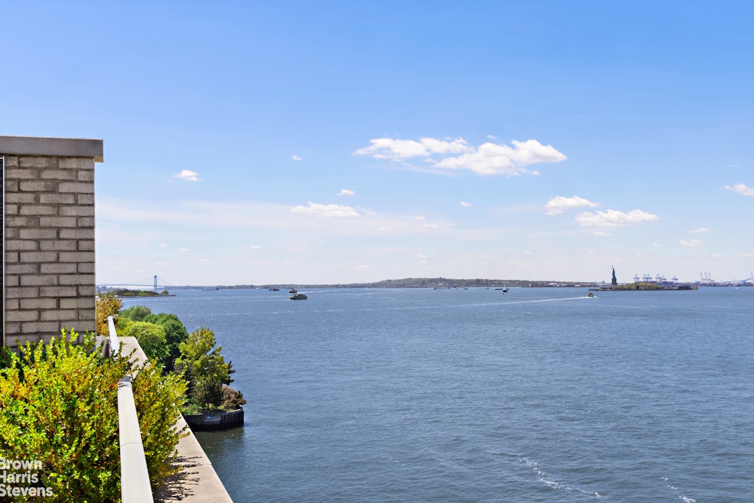 21 South End Avenue PH1E Battery Park City New York NY 10280