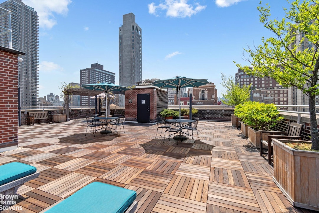 1349 Lexington Avenue 7A Carnegie Hill New York NY 10128