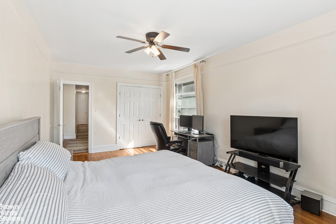 73-20 Austin Street 3O Forest Hills Queens NY 11375