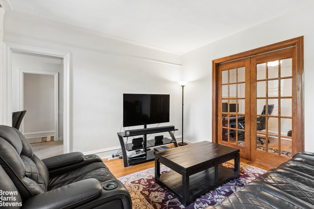 73-20 Austin Street 3O Forest Hills Queens NY 11375