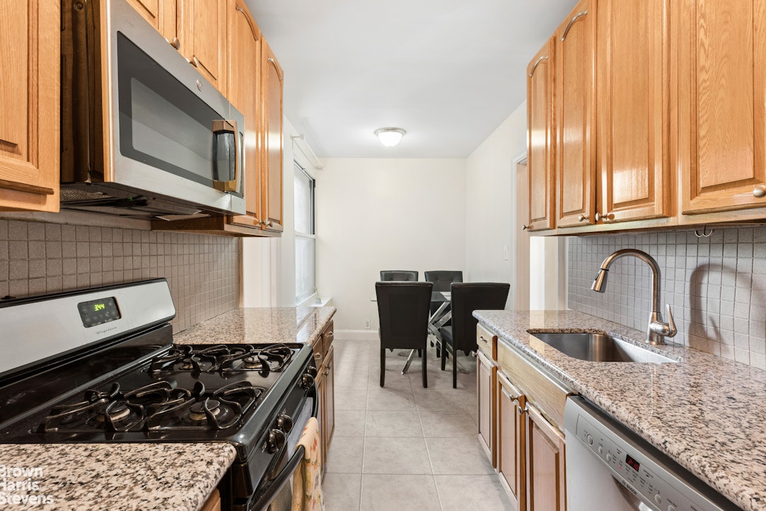 73-20 Austin Street 3O Forest Hills Queens NY 11375