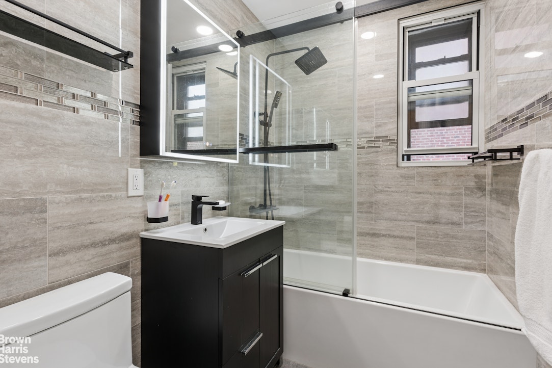 73-20 Austin Street 3O Forest Hills Queens NY 11375