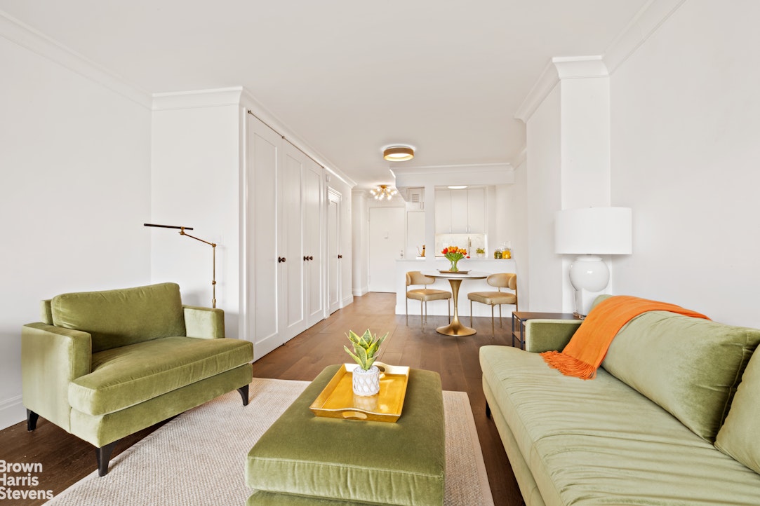 61 Jane Street 6N W. Greenwich Village New York NY 10014