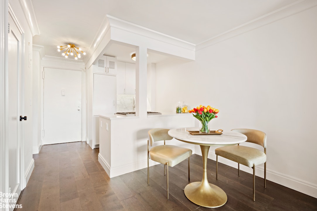 61 Jane Street 6N W. Greenwich Village New York NY 10014