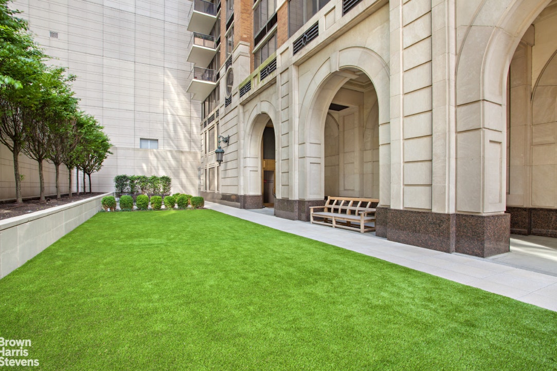 161 West 61st Street 15H Lincoln Square New York NY 10023