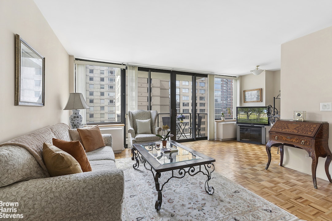 161 West 61st Street 15H Lincoln Square New York NY 10023