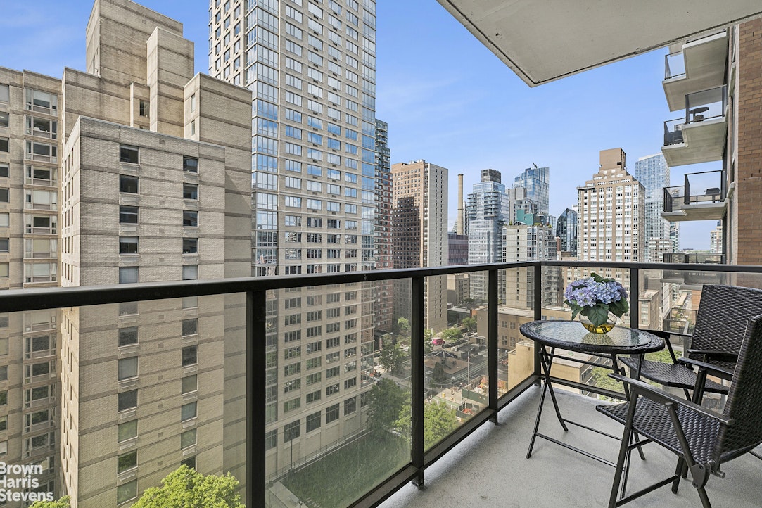 161 West 61st Street 15H Lincoln Square New York NY 10023